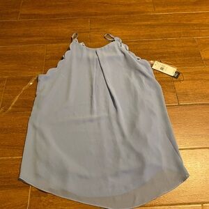 New Nwt BCX Light Blue Blouse Top Sleeveless Tank  Cami Size M Scallop Layered